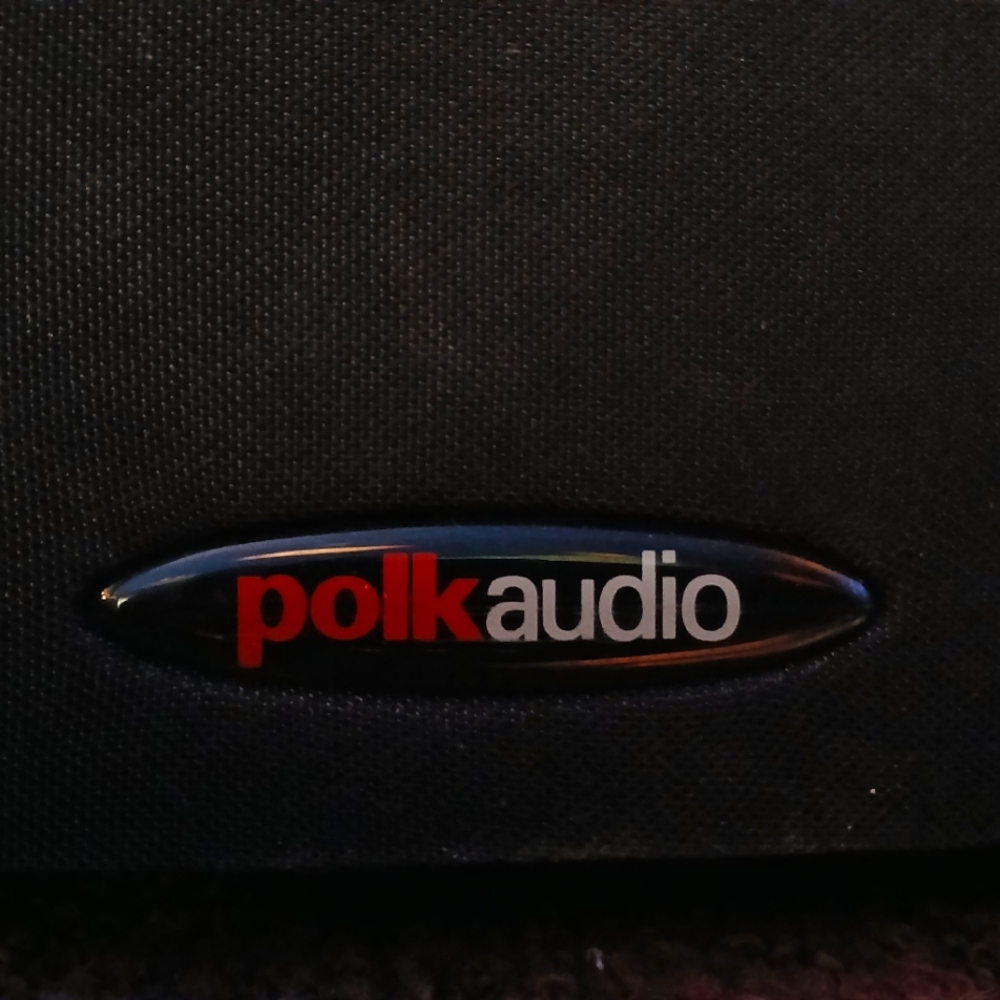 Polkaudio electronic subwoofer. Like new! Black.